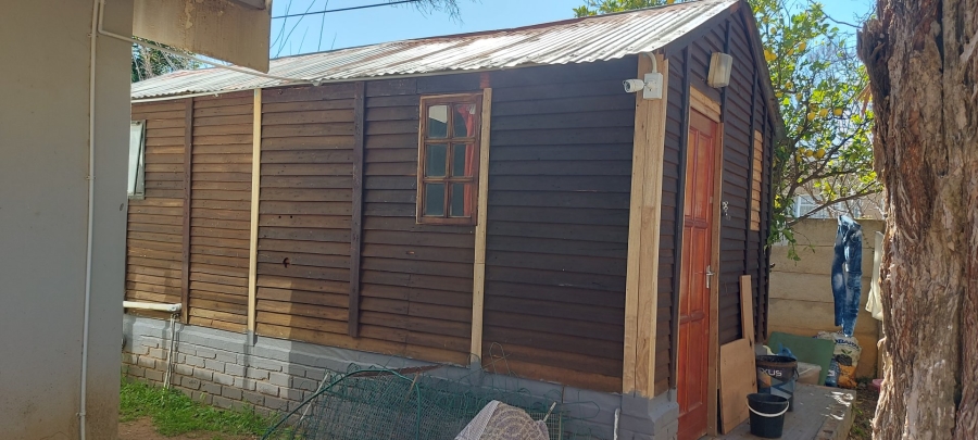 13 Bedroom Property for Sale in Brandwag Free State